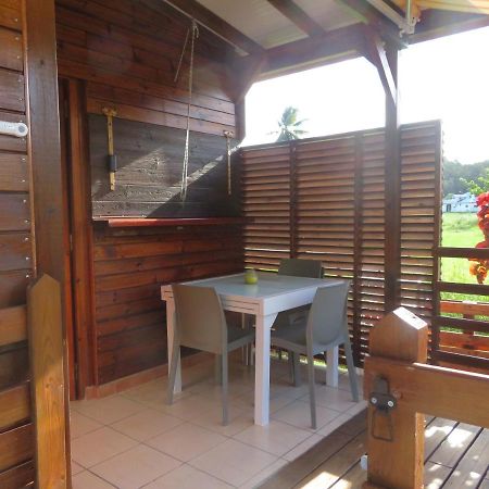Bungalow Des Paletuviers Morne-a-l'Eau Exterior foto
